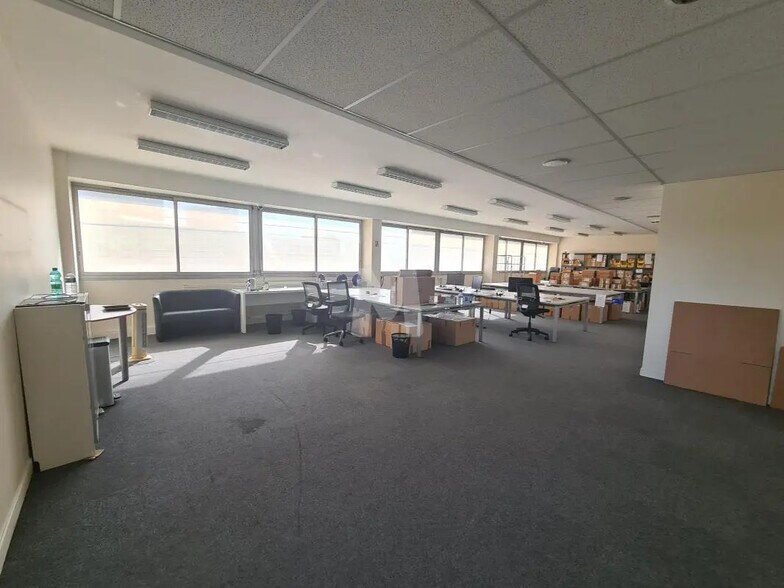 Office in Évry-Courcouronnes for lease - Interior Photo - Image 3 of 6