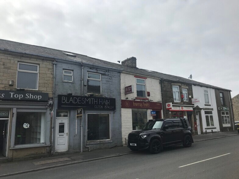 365 Rochdale Rd, Bacup à louer - Photo du bâtiment - Image 2 de 2