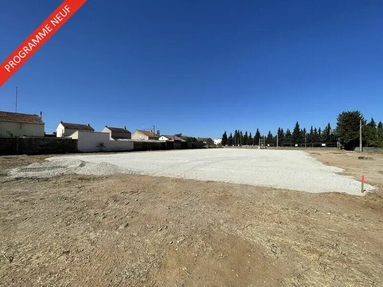 Flex in Avignon for lease - Construction Photo - Image 2 of 4