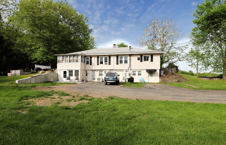 110 S Riverside Rd, Highland, NY for sale - Building Photo - Image 1 of 5