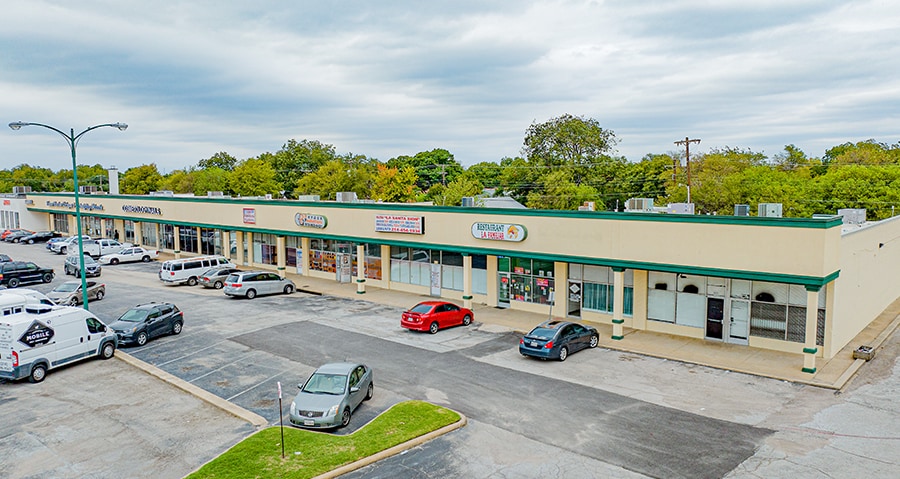 9888 Ferguson Rd, Dallas, TX for lease Primary Photo- Image 1 of 6