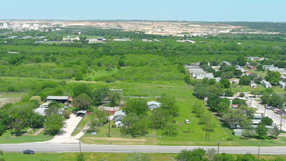 3910 FM 482, New Braunfels, TX à vendre - Photo du bâtiment - Image 3 de 17
