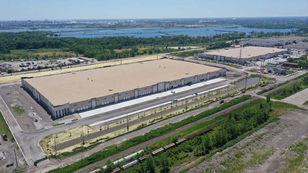 12200 S Avenue O, Chicago, IL à louer - Photo du bâtiment - Image 3 de 3