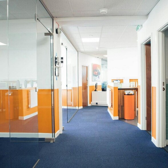 Stoke Rd, Stoke On Trent for lease - Building Photo - Image 3 of 8