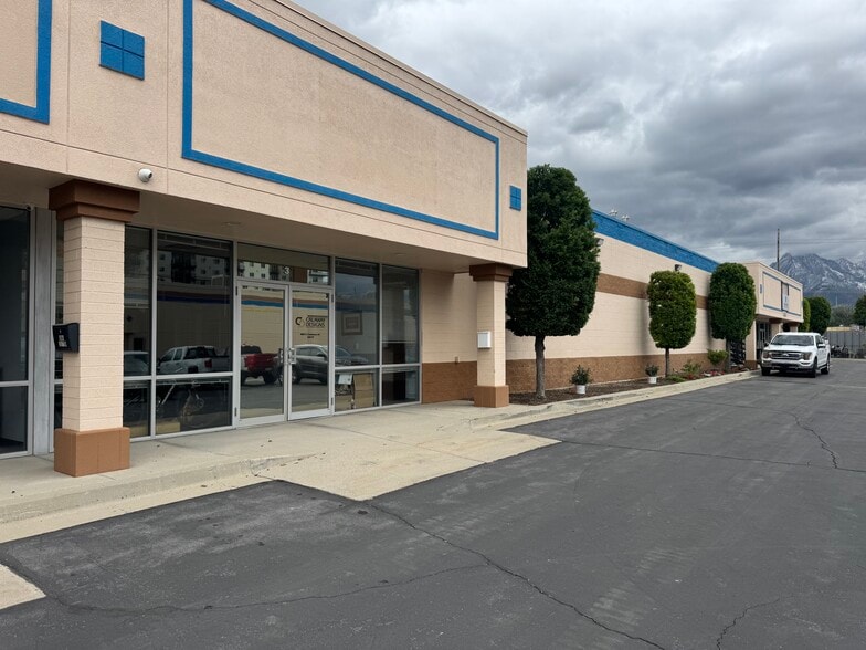 4884 Commerce Dr, Salt Lake City, UT for lease - Building Photo - Image 3 of 14