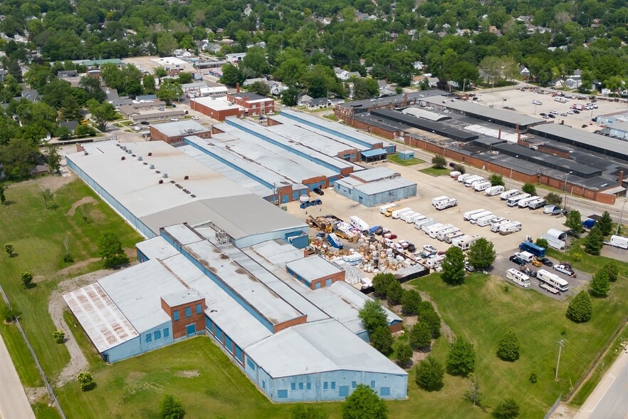 1100 E Bell St, Bloomington, IL for lease - Aerial - Image 1 of 25