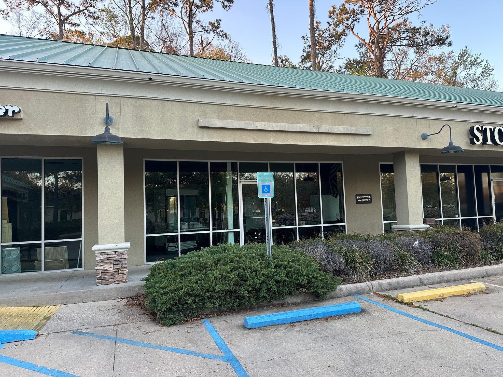 1600 W Causeway Approach, Mandeville, LA à louer Photo intérieure- Image 1 de 15