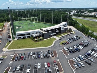 Plus de détails pour 609 Guilford College Rd, Greensboro, NC - Sports et divertissement à vendre