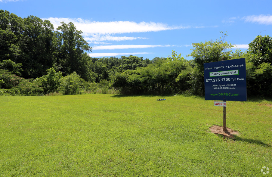 NC 67 Hwy, Jonesville, NC for sale - Primary Photo - Image 1 of 1