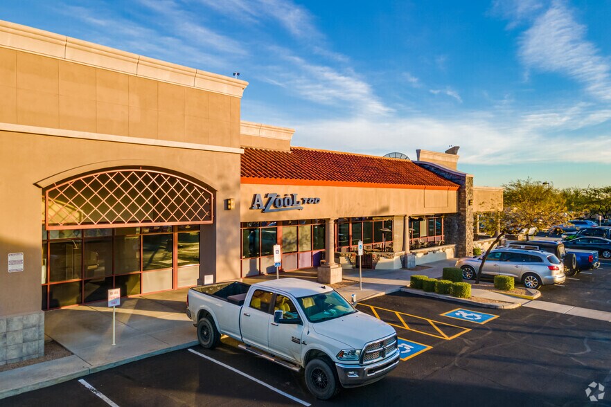 3130 W Carefree Hwy, Phoenix, AZ à louer - Photo du bâtiment - Image 2 de 8