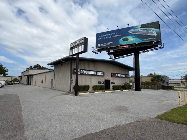 Plus de détails pour 13670 Roosevelt Blvd, Clearwater, FL - Local d'activités à louer