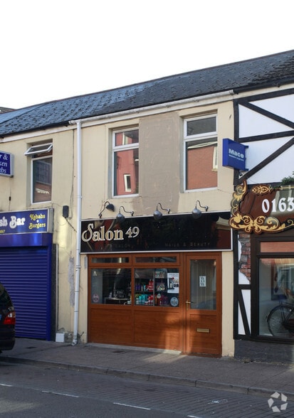 49 Windsor Rd, Neath for lease - Primary Photo - Image 1 of 3