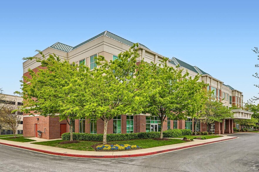10700 Charter Dr, Columbia, MD à louer - Photo du bâtiment - Image 2 de 9