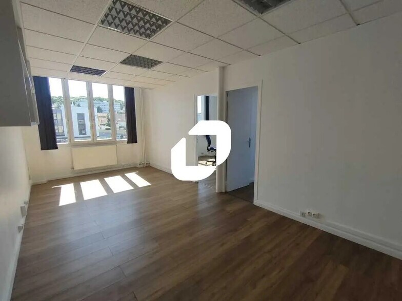 49 Rue Lamartine, Versailles à louer - Photo intérieure - Image 3 de 5