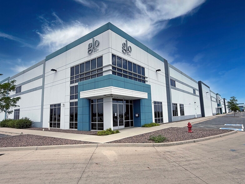 610 E 55th Ave, Denver, CO for lease - Building Photo - Image 1 of 10