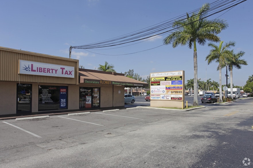 7738-7853 NW 44th St, Lauderhill, FL for lease - Building Photo - Image 2 of 16
