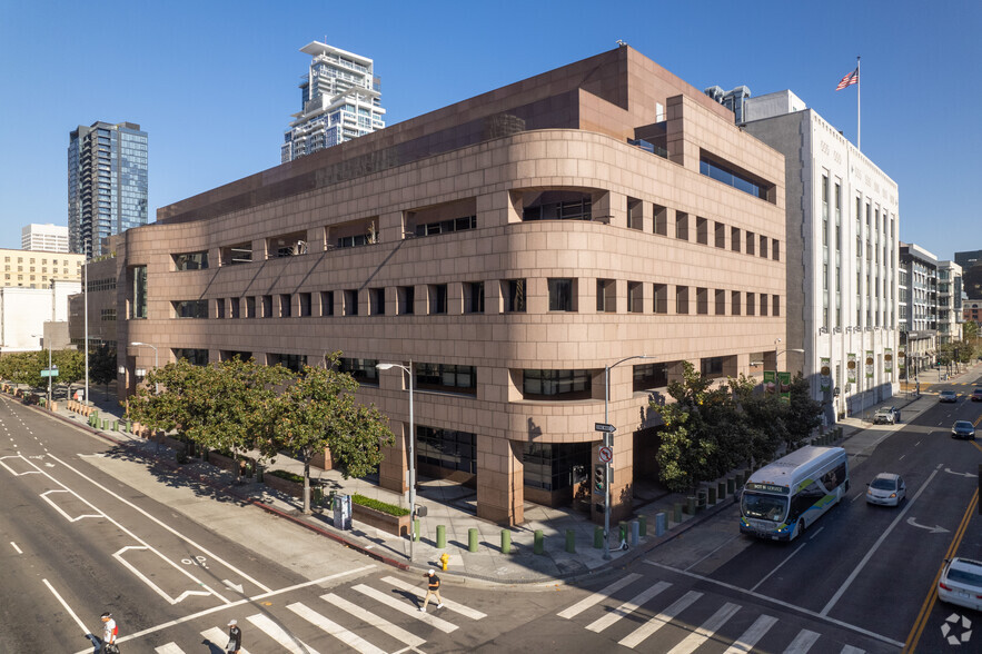 950 S Grand Ave, Los Angeles, CA à vendre - Photo principale - Image 1 de 1