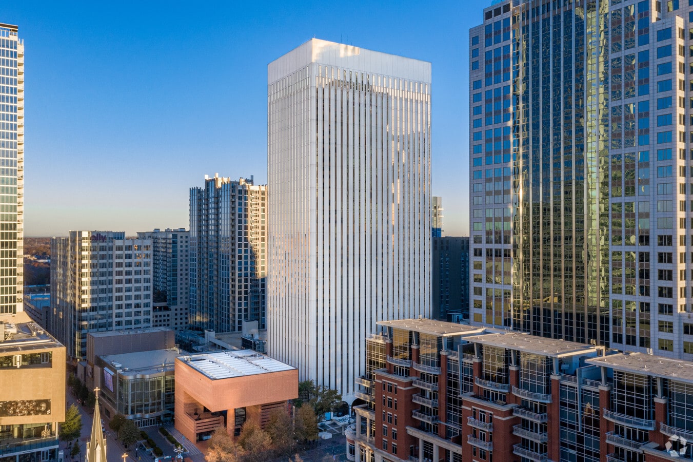 400 S Tryon St, Charlotte, NC for lease Building Photo- Image 1 of 7
