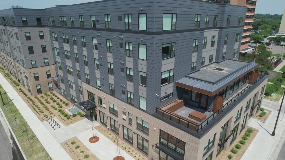 901 27th Ave S, Minneapolis, MN à louer - Vidéo sur l’inscription commerciale - Image 2 de 3