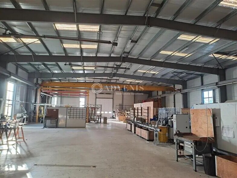 Local d'activités dans Sainte-Luce-sur-Loire à vendre - Photo intérieure - Image 1 de 2