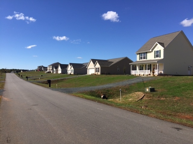 126 Stratford Place, Madison Heights, VA à vendre Photo du bâtiment- Image 1 de 4