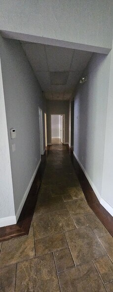 1431 Rail Head Blvd, Naples, FL à louer - Photo intérieure - Image 3 de 20