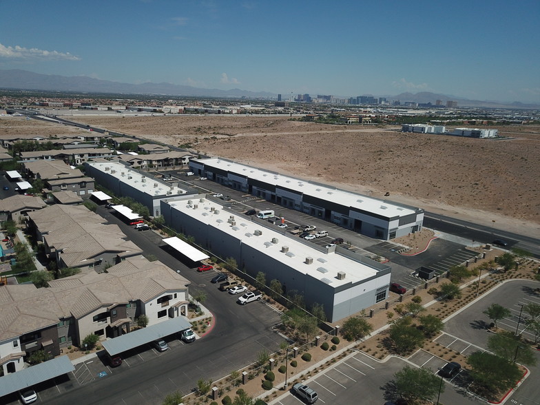 7155 S Buffalo Dr, Las Vegas, NV for lease - Building Photo - Image 1 of 2