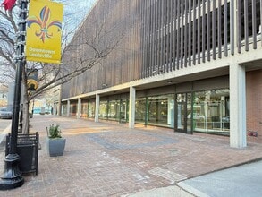 101 S 5th St, Louisville, KY à louer Photo du bâtiment- Image 2 de 8