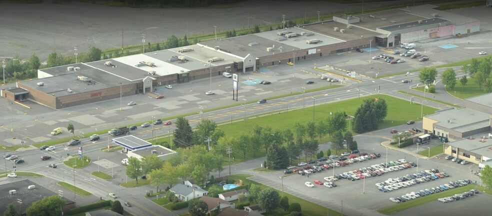 520-616 Boul Frontenac O, Thetford Mines, QC à louer - Photo du bâtiment - Image 3 de 4