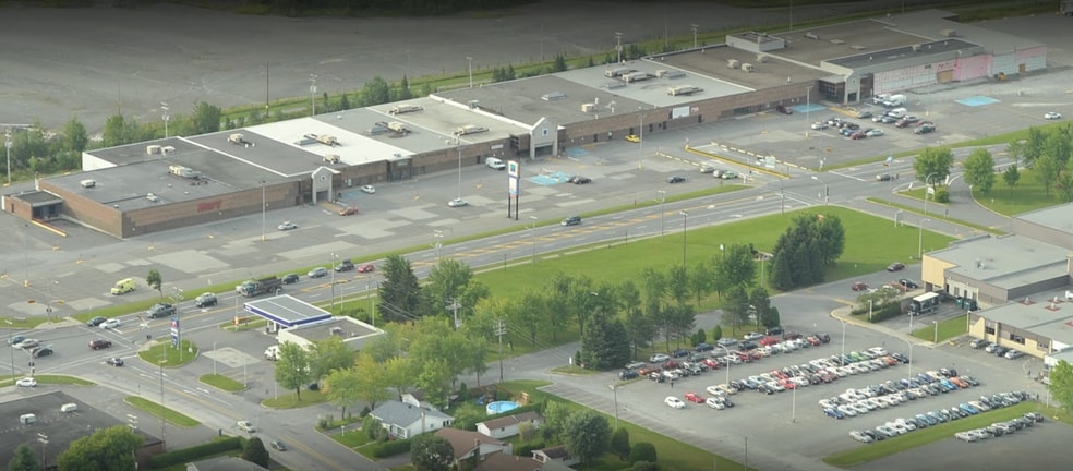 520-616 Boul Frontenac O, Thetford Mines, QC à louer - Photo du bâtiment - Image 3 de 4