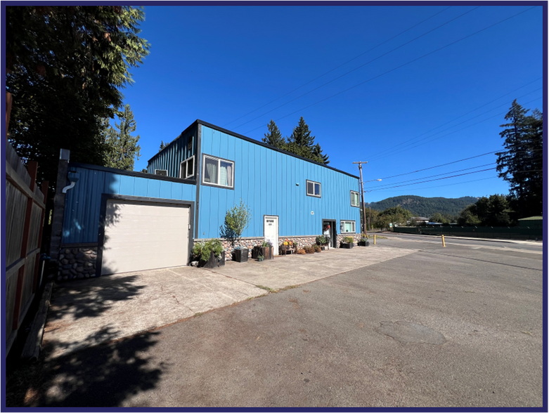 3800 N Coburg Rd, Eugene, OR à vendre - Photo du bâtiment - Image 3 de 5