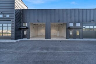 116 College Rd, Pineville, MO for lease Interior Photo- Image 1 of 5