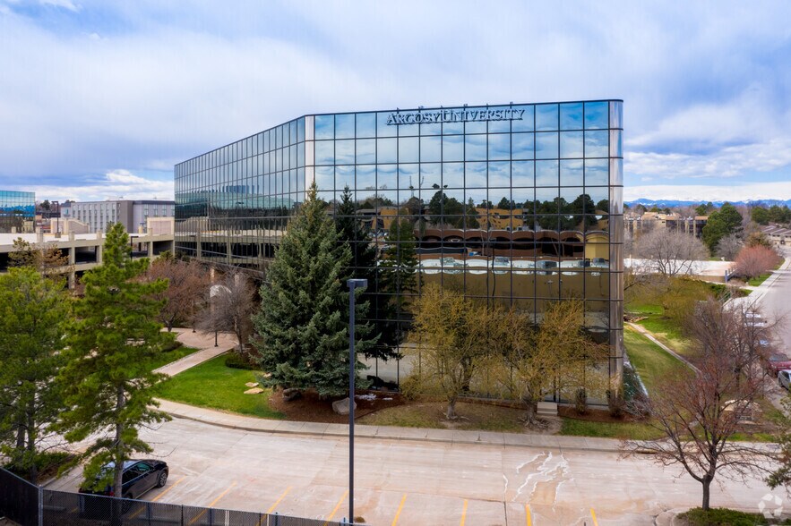 7600 E Eastman Ave, Denver, CO à louer - Photo du bâtiment - Image 1 de 11