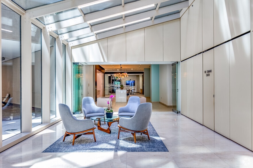 1255 23rd St NW, Washington, DC à louer - Hall d’entrée - Image 3 de 21