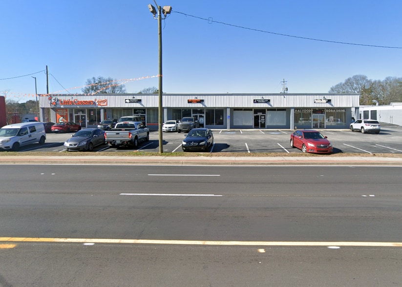 Value Add Portfolio-S Atlanta Metro portfolio of 1 properties for sale on LoopNet.ca - Building Photo - Image 2 of 16