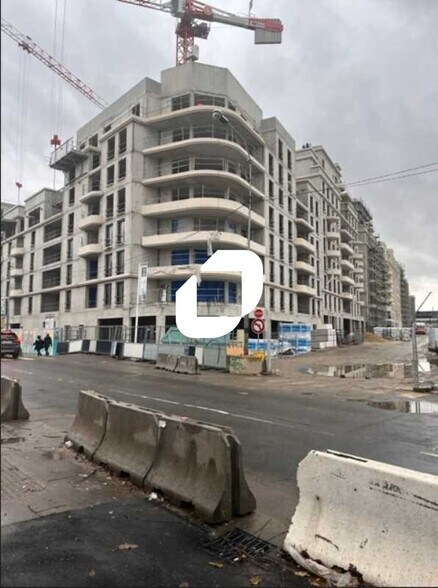 Retail in Saint-Ouen-sur-Seine for sale - Building Photo - Image 1 of 4