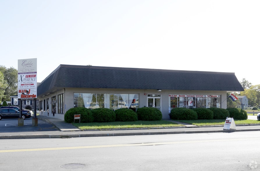 145 Bridge St, Fairhaven, MA for sale - Building Photo - Image 3 of 4