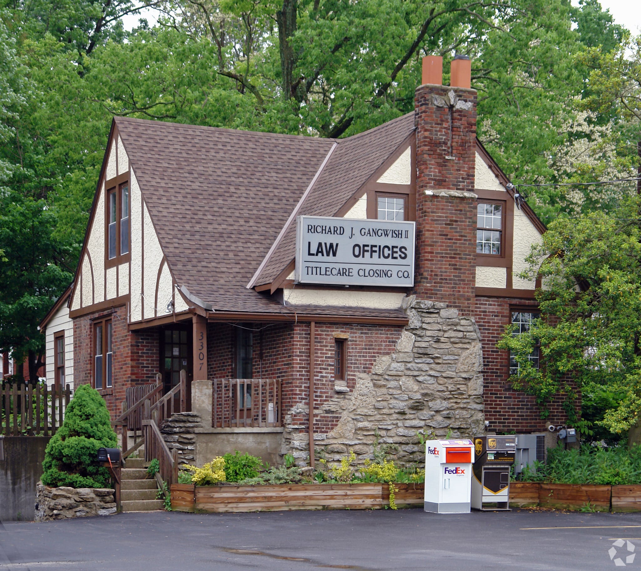 3307 Dixie Hwy, Erlanger, KY for lease Primary Photo- Image 1 of 6