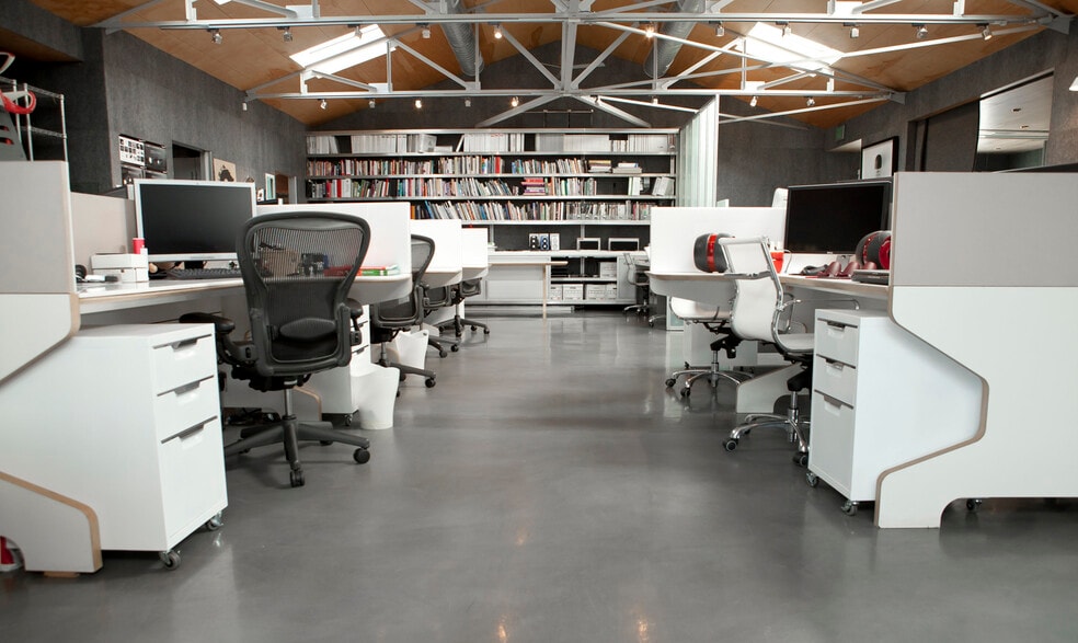 3459 Motor Ave, Los Angeles, CA for lease - Interior Photo - Image 2 of 34