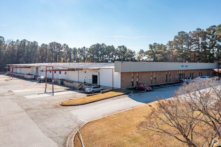 5345 Truman Dr, Decatur, GA à vendre - Photo du bâtiment - Image 2 de 5