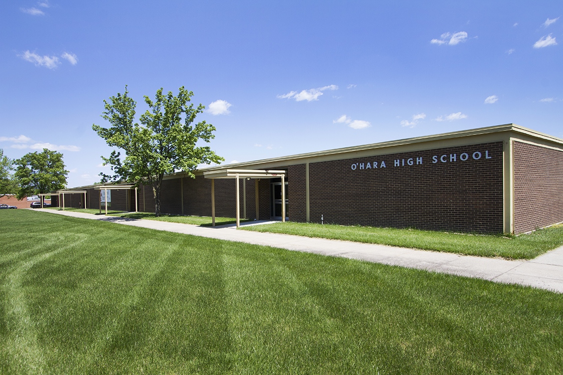 9001 James A Reed Rd, Kansas City, MO for sale Primary Photo- Image 1 of 22