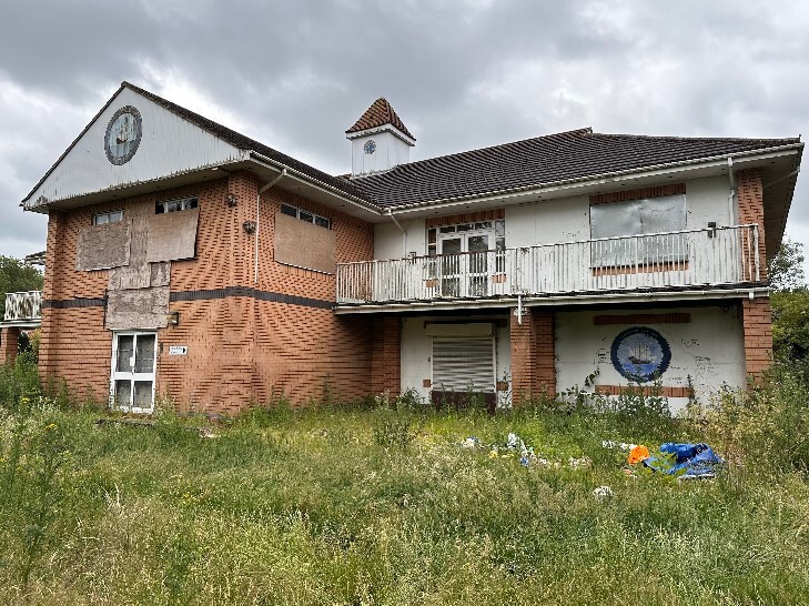 Immingham Golf Club portefeuille de 3 propriétés à vendre sur LoopNet.ca - Photo principale - Image 1 de 1