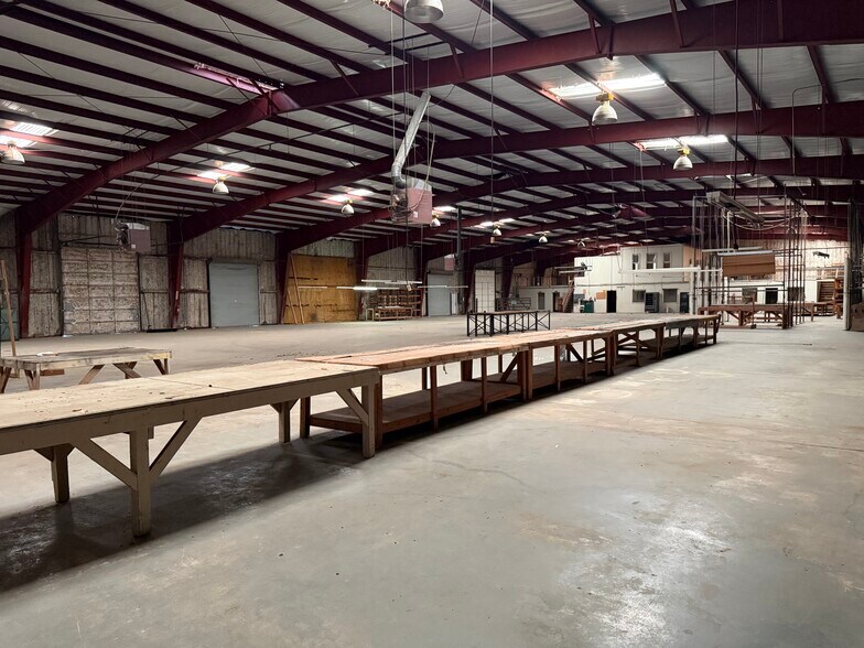 1054 Goldenrod St, Leeds, AL for sale - Building Photo - Image 3 of 6