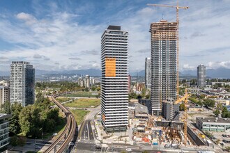 10420 City Pky, Surrey, BC - AÉRIEN  Vue de la carte