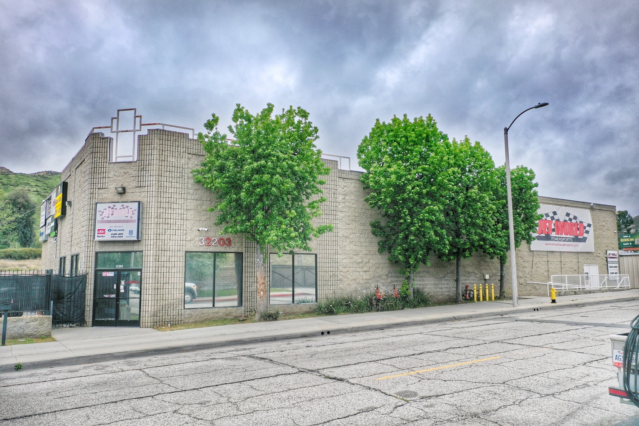 32203 Castaic Rd, Castaic, CA for lease Primary Photo- Image 1 of 21