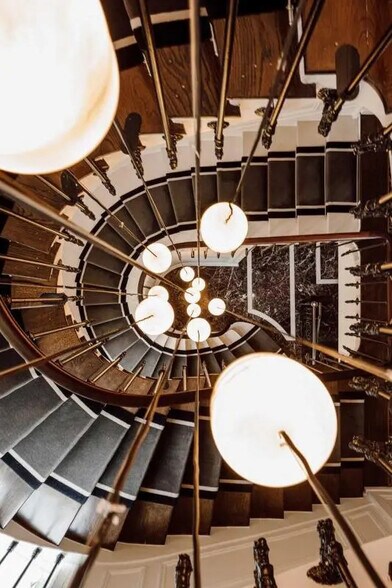 63 Avenue D'Iena, Paris for lease - Interior Photo - Image 3 of 8