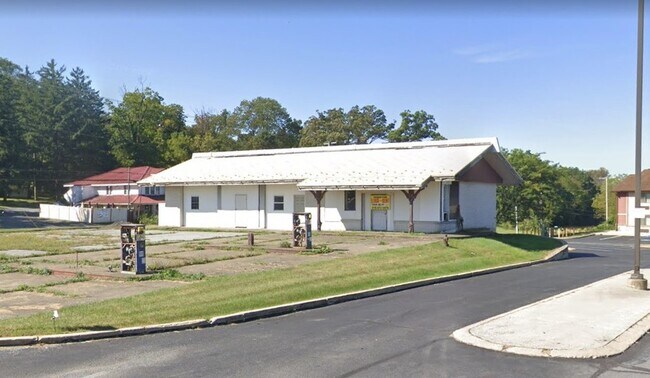 Plus de détails pour 2160 Golden Key Rd, Kutztown, PA - Commerce de détail à louer