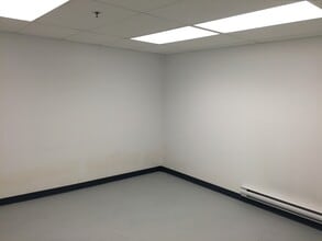 5512 45th St, Leduc, AB for lease Interior Photo- Image 2 of 5