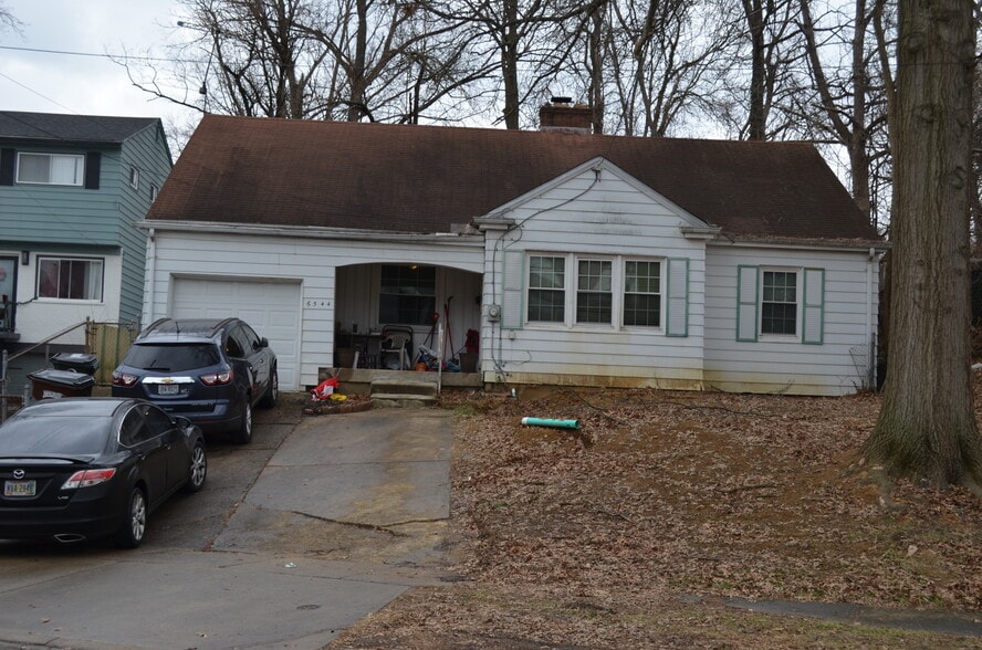 6544 Meis Ave, North College Hill, OH for sale - Primary Photo - Image 1 of 1