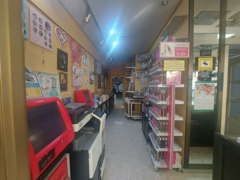 Retail in El Ejido, Almería for lease - Building Photo - Image 1 of 19